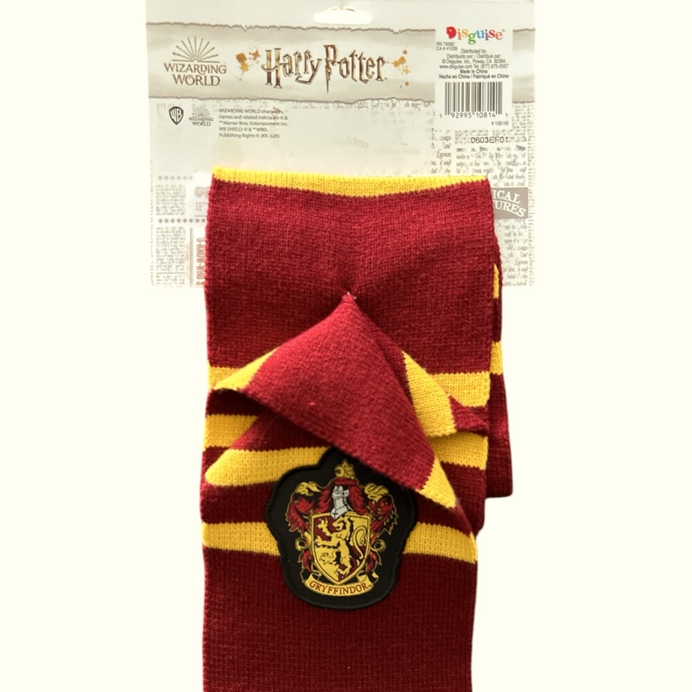 Harry Potter Gryffindor Scarf. Brand new excellent condition.